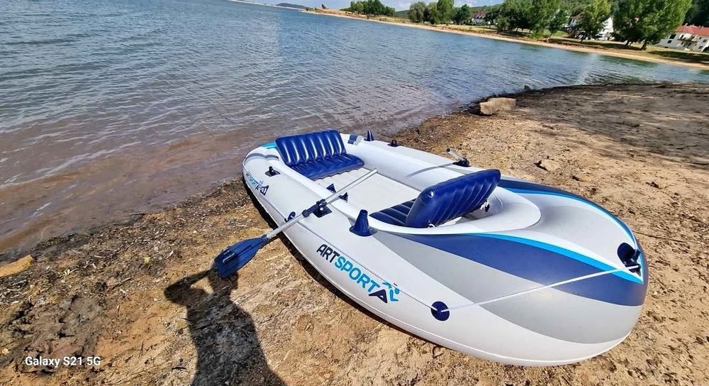 Чисто нова 4 местна лодка