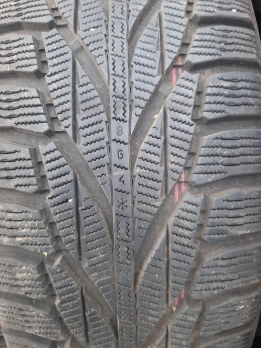 Продам шины 225/65/17 нокиа