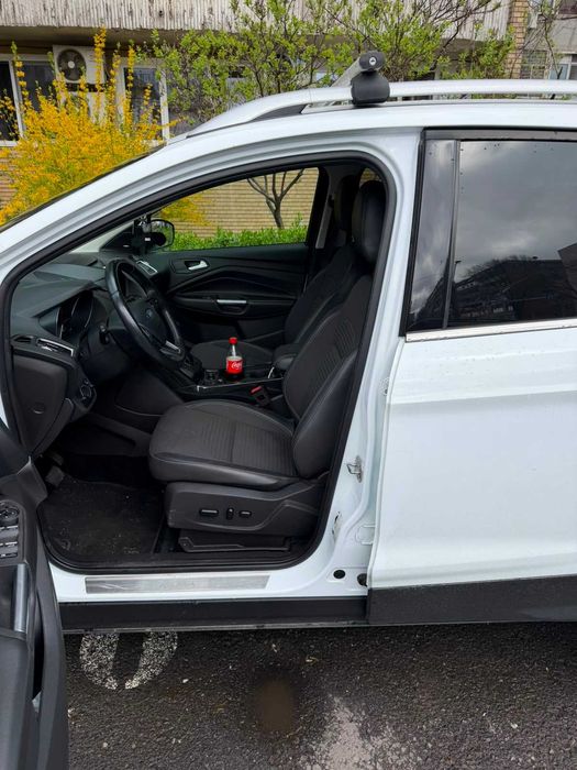 Ford KUGA Titanium High