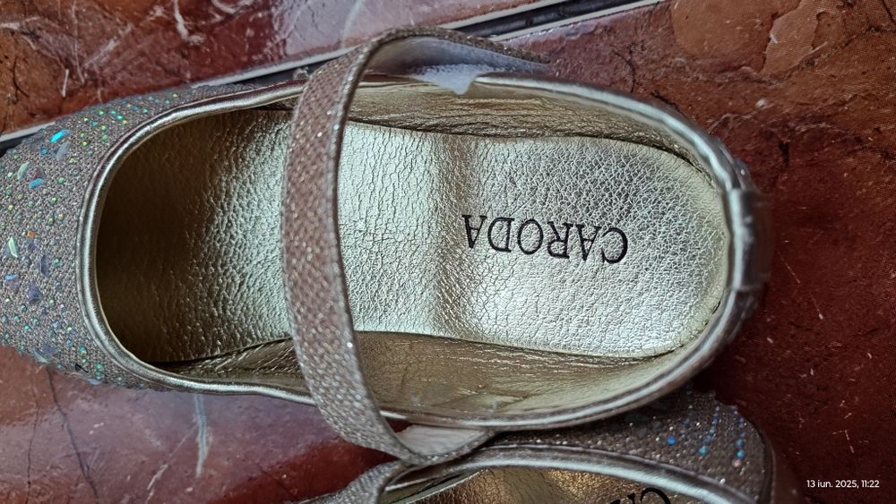 Pantofi eleganți 33