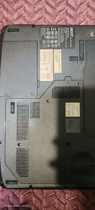 Ноутбук Асер старый