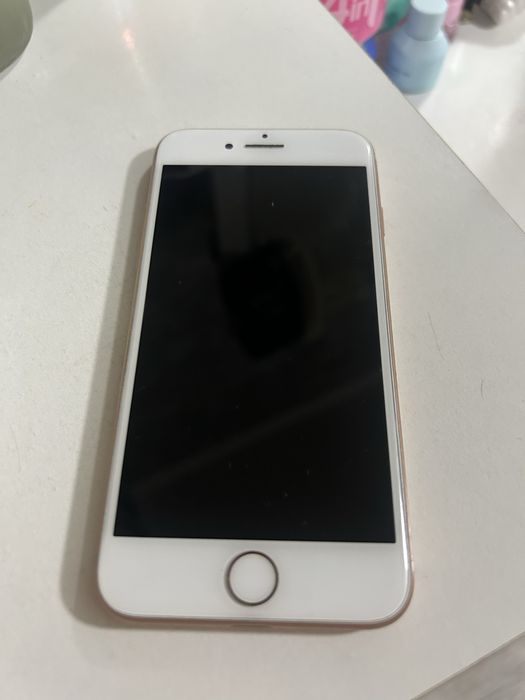Продам iphone 8 | айфон 8