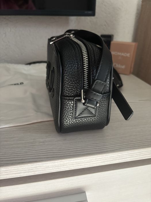 Karl Lagerfeld чанта през рамо