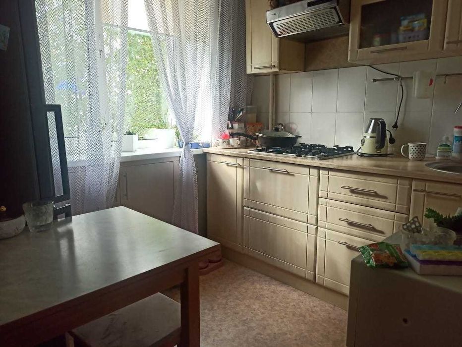 продам 3х комнатную квартиру