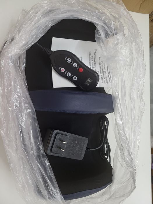 Продаю массажёр для ног новый