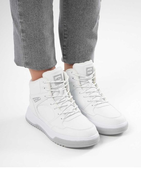 Ботинки женские,белые.