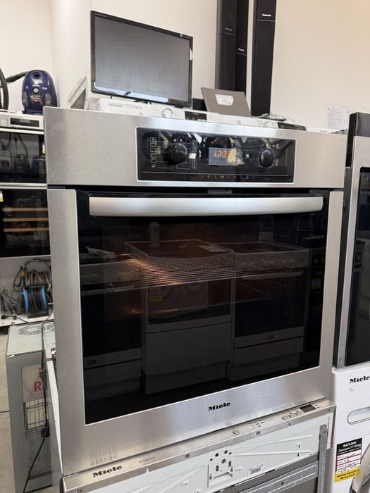 Фурна за пълно вграждане MIELE  Пиролиза