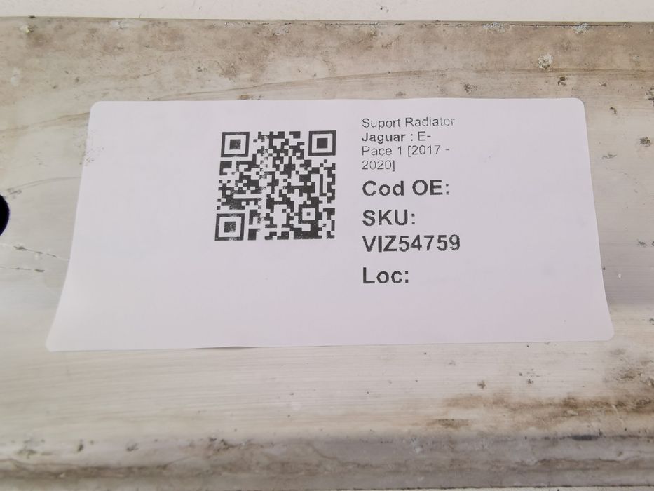 Долен държач на радиатор Ягуар / Jaguar E-Pace 1 Оригинален, в добро с