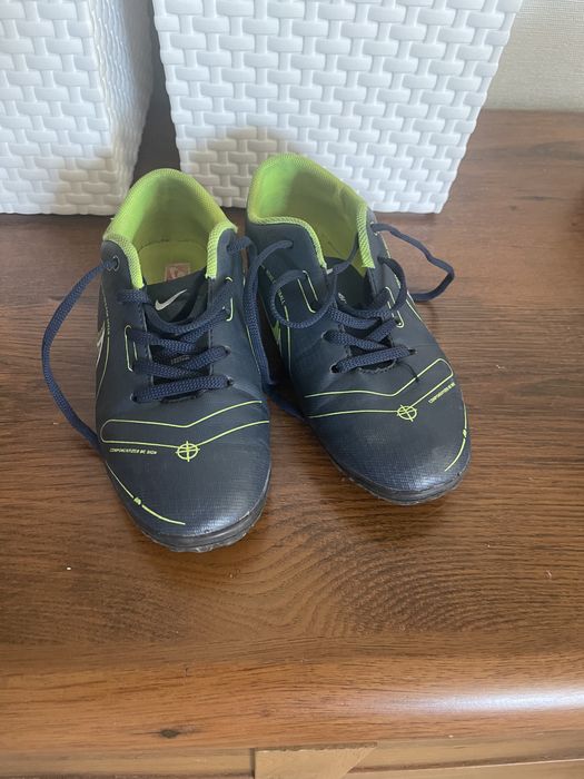 Футзалки-сороконожки