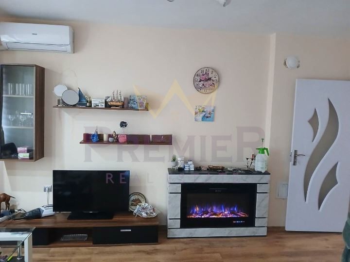 Продава се Четиристаен апартамент в Поморие - 68 кв.м за 2574 €/кв.м - Снимка #1