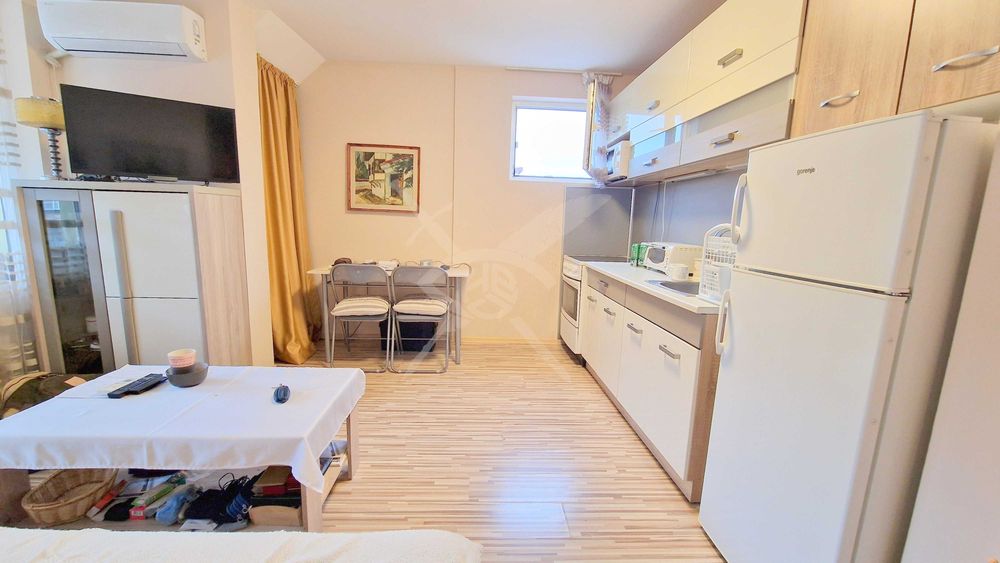 Продава се Двустаен апартамент в Асеновград - 65 кв.м за 1102 €/кв.м - Снимка #2