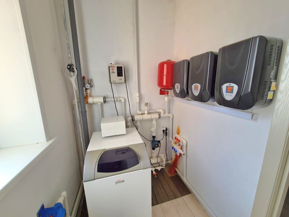 Продам дом в микрорайоне Азаулы