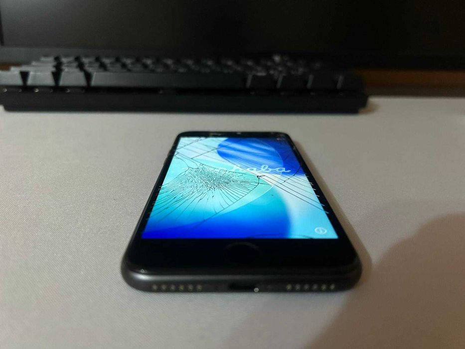 iPhone SE 2020, 64GB, Ecran spart