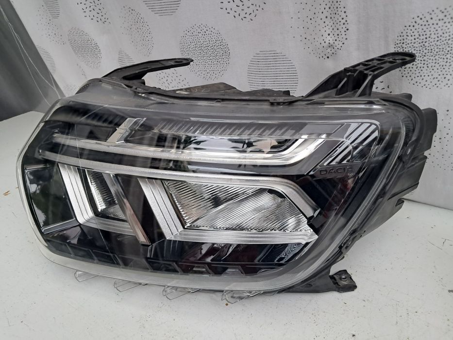 Фар Dacia Duster  led 2022 г