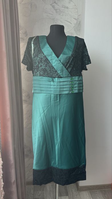 Продам платья. В отличном состоянии