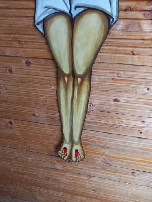 Răstignire pictată maunal