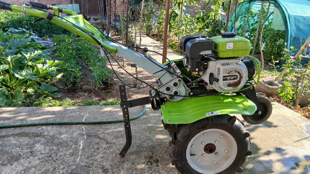 Мотофреза GARDENIA GD 500 B3 M. 7HP . Продава се комплекп к ремарке! Много запазени. 2021г.