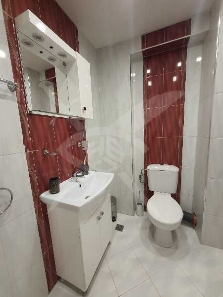 Дава се под наем Двустаен апартамент в Пловдив, Център - 65 кв.м за 598.23 € - Снимка #6