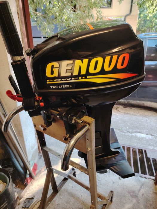 Извънбордов двигател GENOVO 15 к.с. 2014Г.