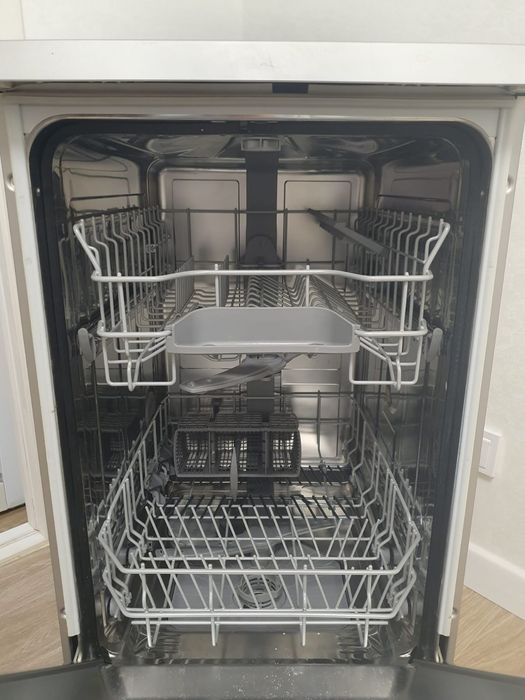 Продам посудомоечную машину Bosch