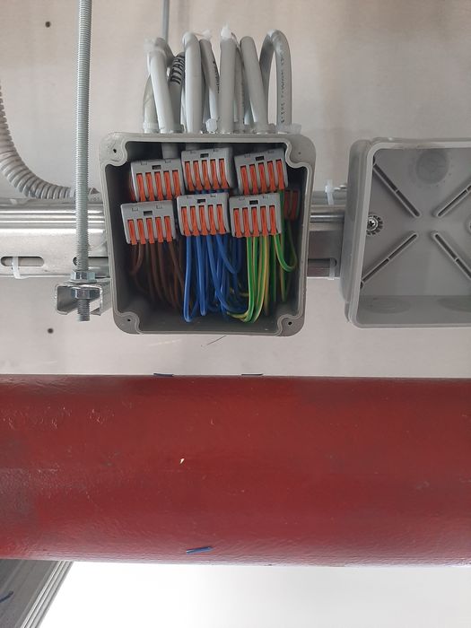 Elektrik xizmatlari 220V–380V Toshkent