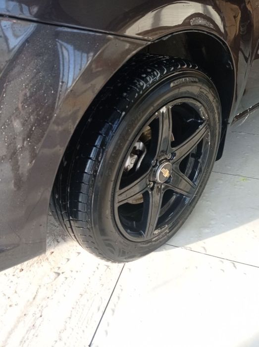 R15 diska balon sotiladi