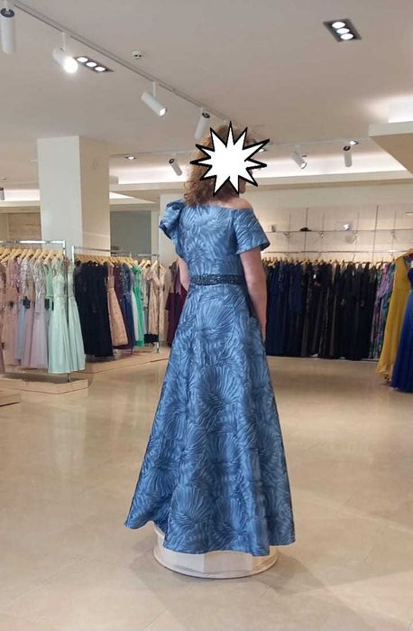 Vand rochie deosebita