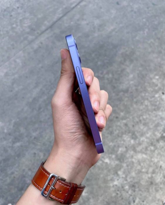 iPhone 12 ideal xolatda