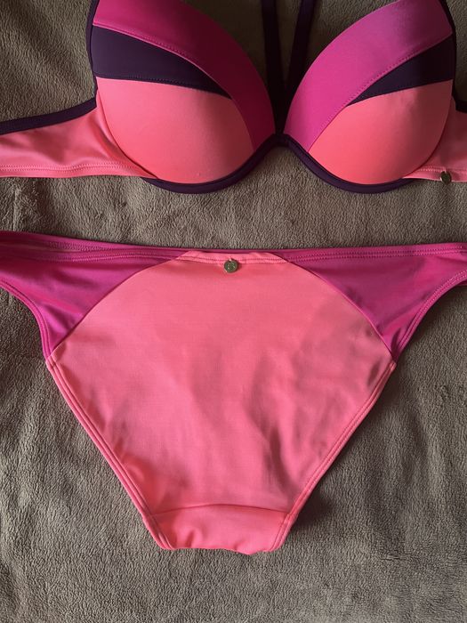 Продам купальник