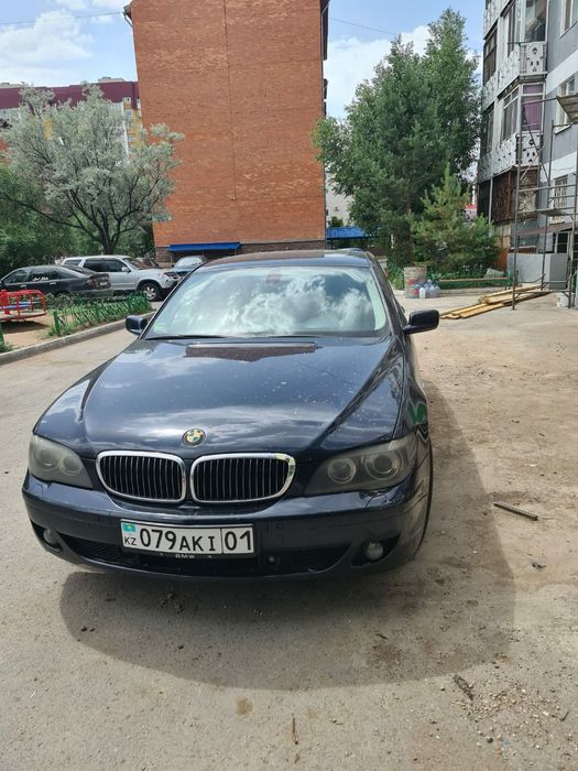 Машина БМВ в хорошем состоянии