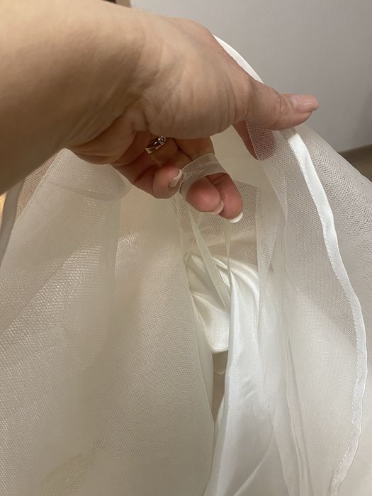 Rochie mireasa trena printesa