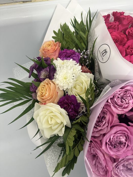 Продам цветы 3 букета