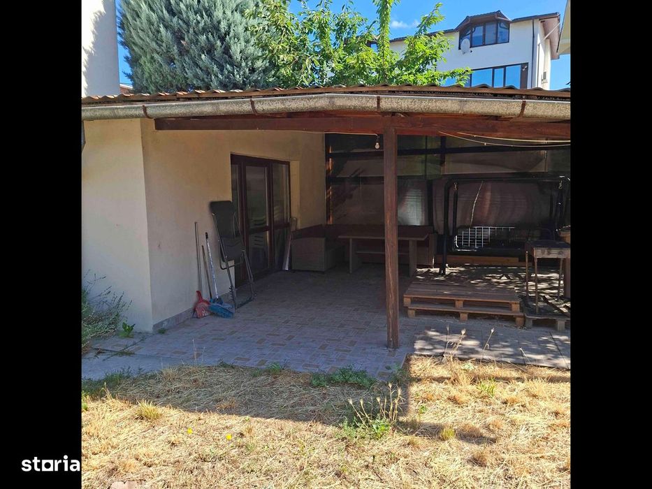 Casă ultracentral.