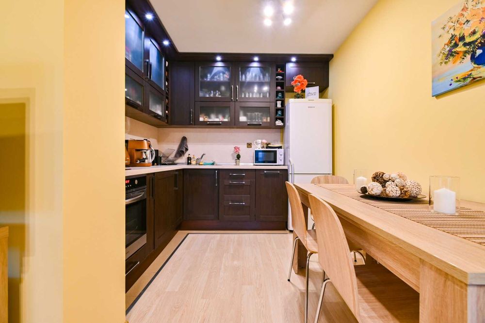 Дава се под наем Тристаен апартамент в София, Овча купел - 105 кв.м за 1300 € - Снимка #2