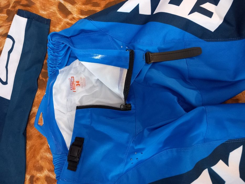 Мото екип Фокс М - L размер за младеж