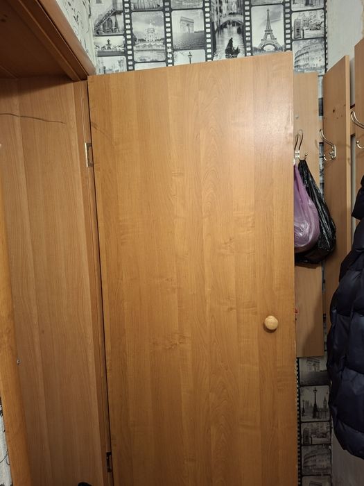 Входная дверь с подъезда