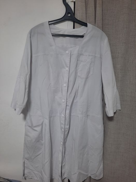 Медициналық киімдер халаттар.