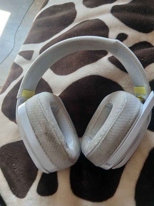 Продам наушники VGN VXE V1