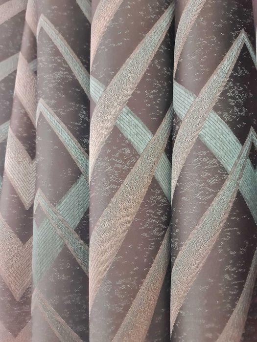 Два броя плътни завеси 4.50 см.ширина