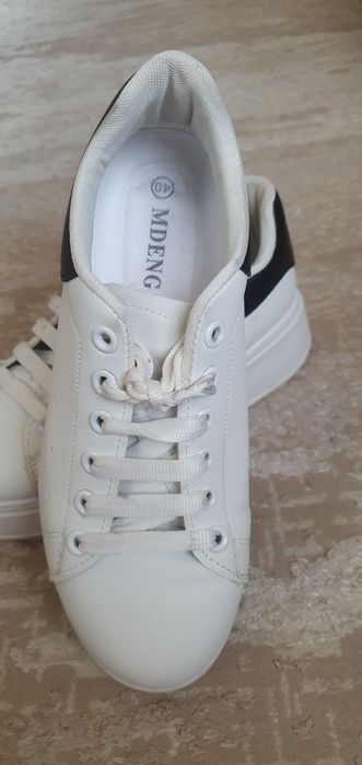 Adidași damă cu platformă