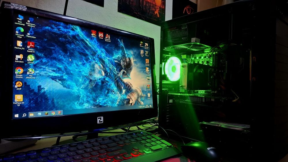 Продам компьютер в полном комплекте