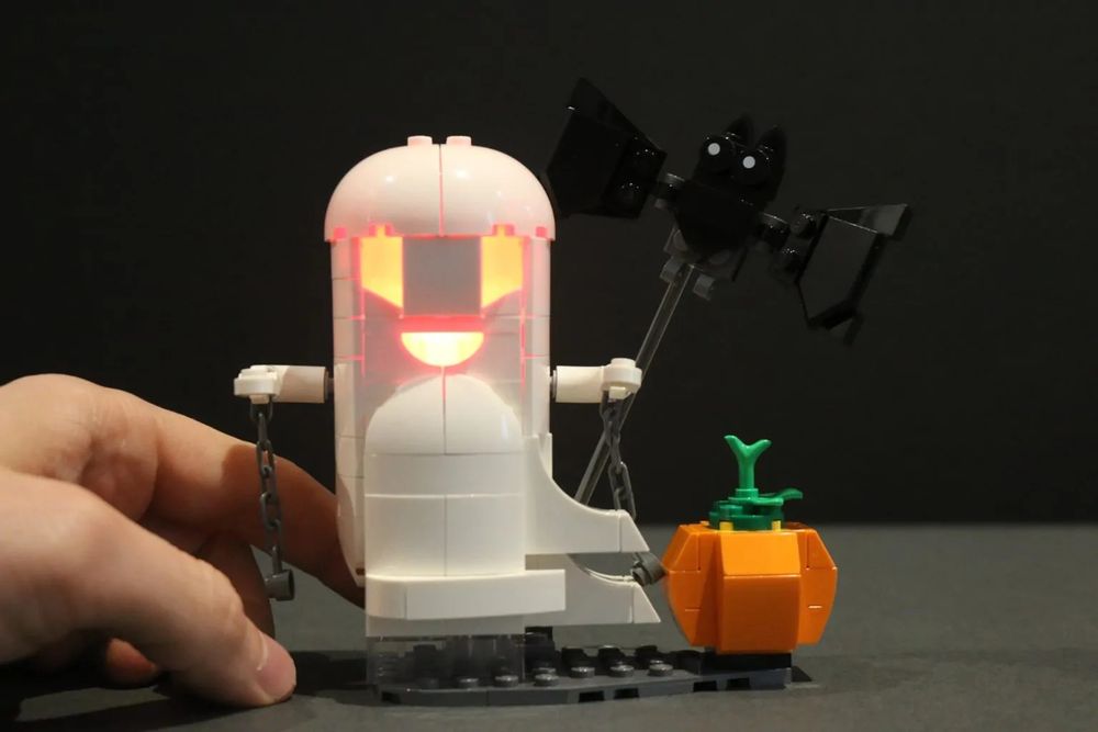 Lego Fantoma luminoasa Creator 40772 - editie limitata