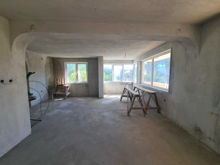 Продава се Многостаен апартамент в Хасково, Каменни - 145 кв.м за 690 €/кв.м - Снимка #1