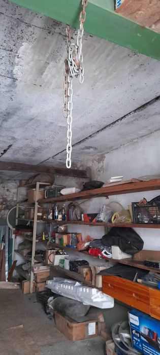 Продам гараж на 2 машины на кшт