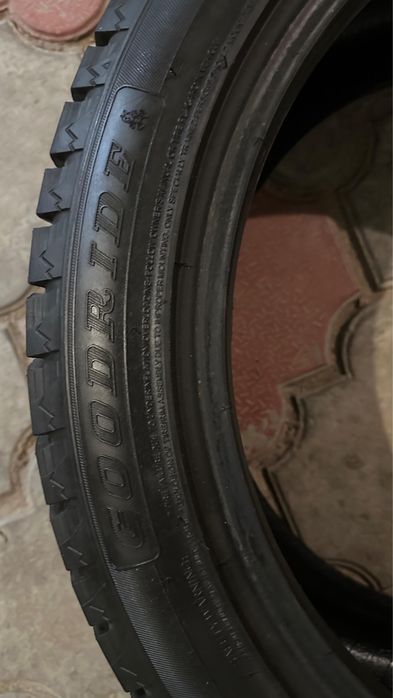 Продам Шины на камри 70/75