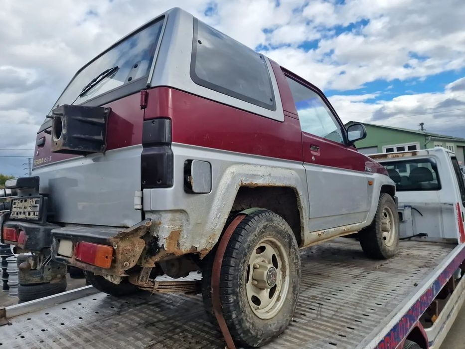 Dezmembram Daihatsu Feroza, an 1997, 1.6 benzina, cutie manuala, 4x4