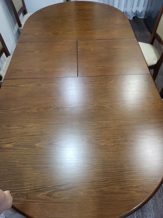 Продам стол со стулями