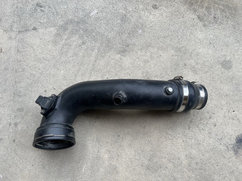 Chargepipe n55 f10 f11 f30 само на задно