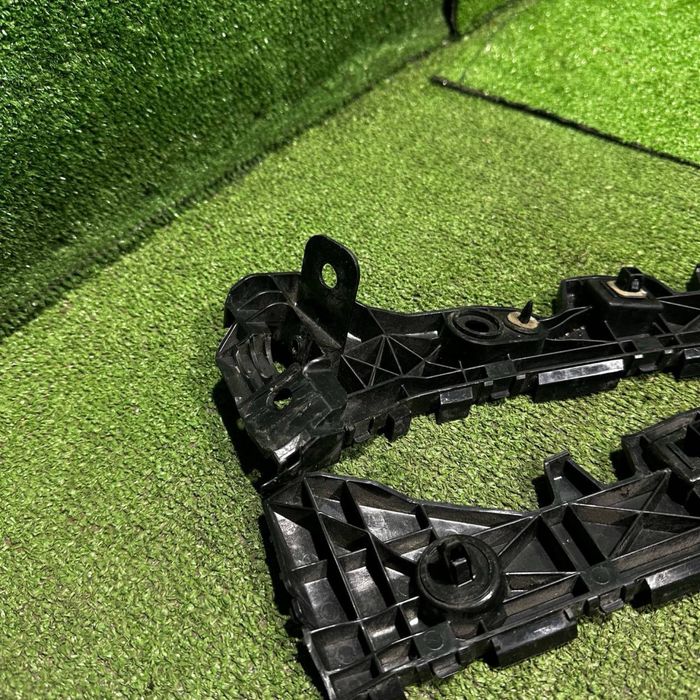 Крипление Mazda-3