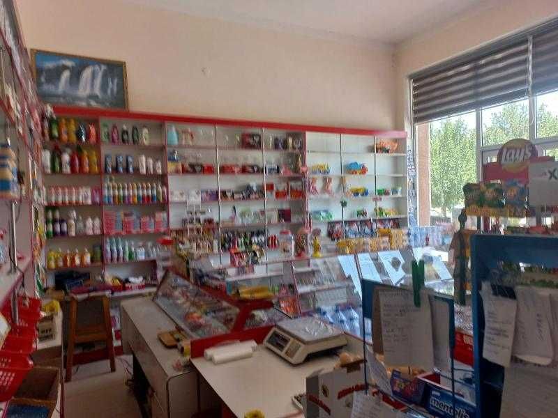 13-sonli yerto`lali savdo do`kon binosi